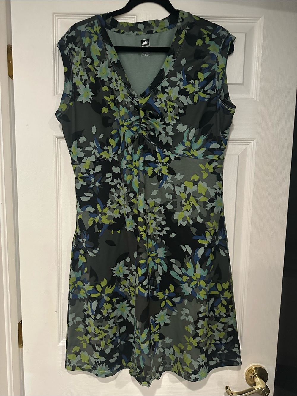 REI Black Green Blue Floral V-Neck Sleeveless Mini Dress